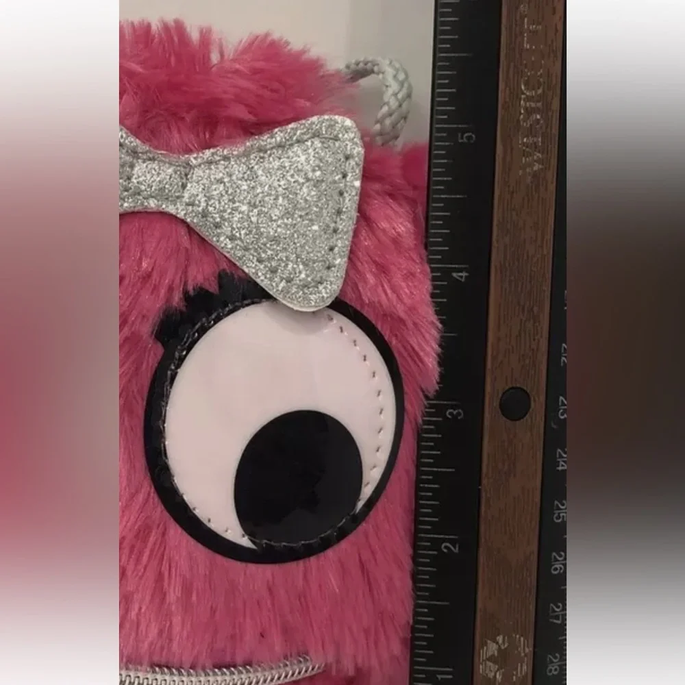 👛 It’s her own little FUZZY MONSTER Coin Purse by UNDERRATED Pink w goggly eyes